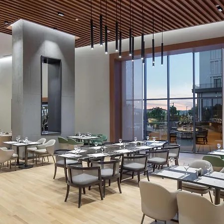 Doubletree By Hilton 酒店