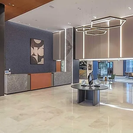 Отель Doubletree By Hilton 5*