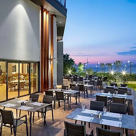 Doubletree By Hilton Отель 5*